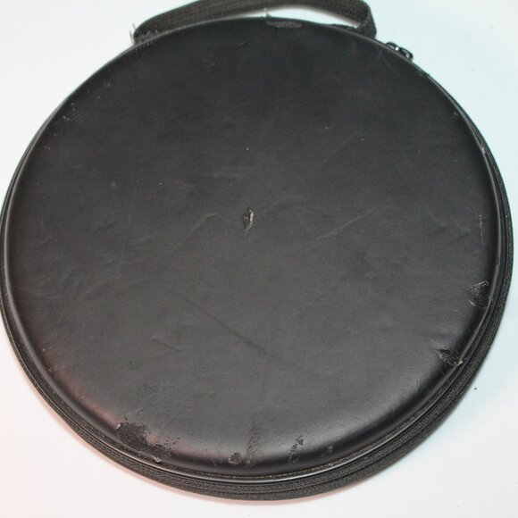 Nintendo 3DS Official Pokemon Pokeball Round Carry Carrying Case Pokémon X/Y *TY - Picture 3 of 4